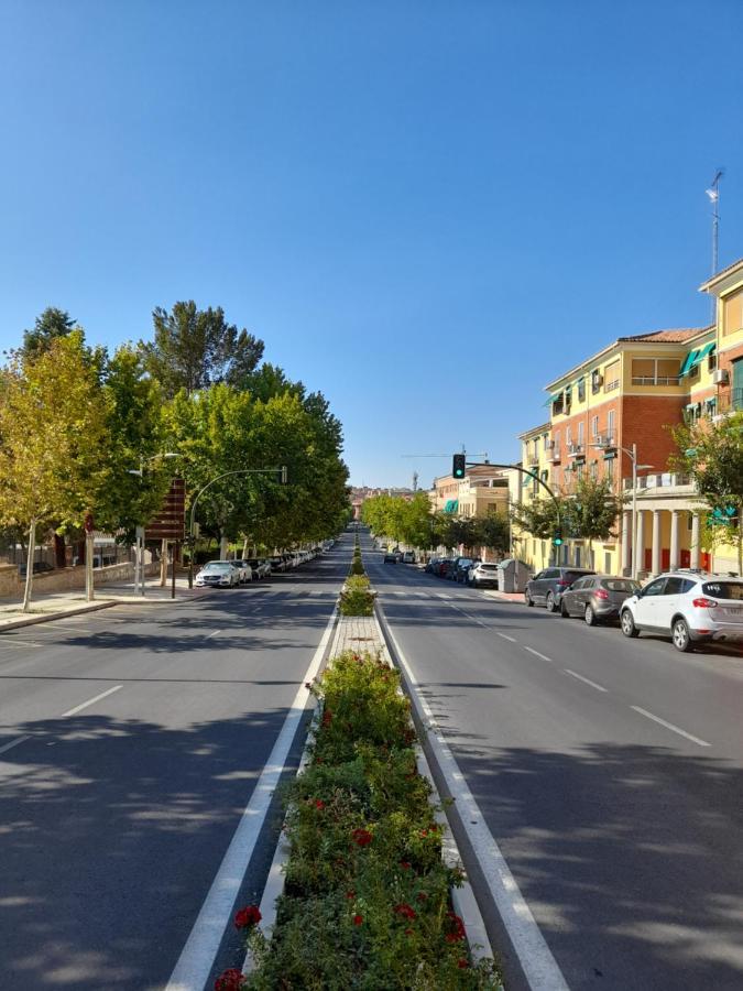 No Fiestas, 5 Dormitorios Solo Familias, Parejas O Trabajo Parking Publico Gratis A 300M Толедо Экстерьер фото